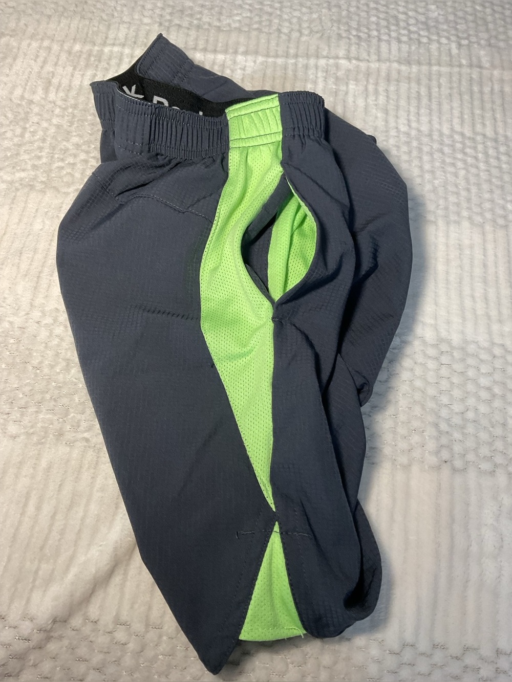Reebok Kids Navy Rain Jacket with Lime Accents size 8 - Picture 6 of 10